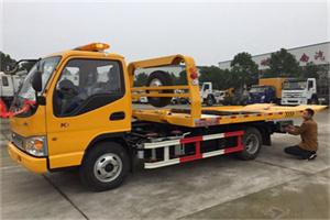 杂多哪里有拖车服务